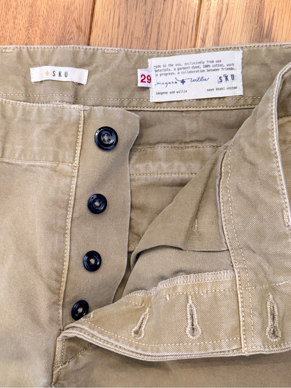 Imogene + Willie, all american chino in field tan, raw hem, size 30 - Picture 3 of 9